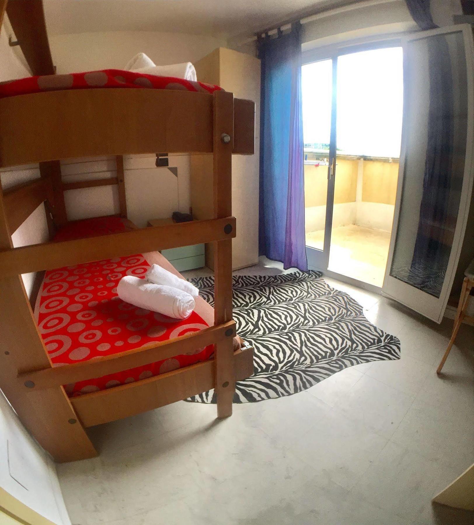 Hotel Mehari Ричоне Екстериор снимка